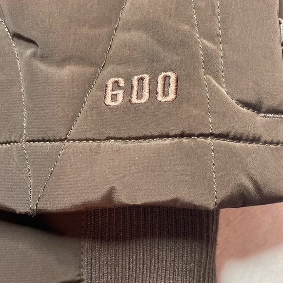 The North Face brown 600 puffer vest with fur lined hood size extra small - Picture 5 of 5